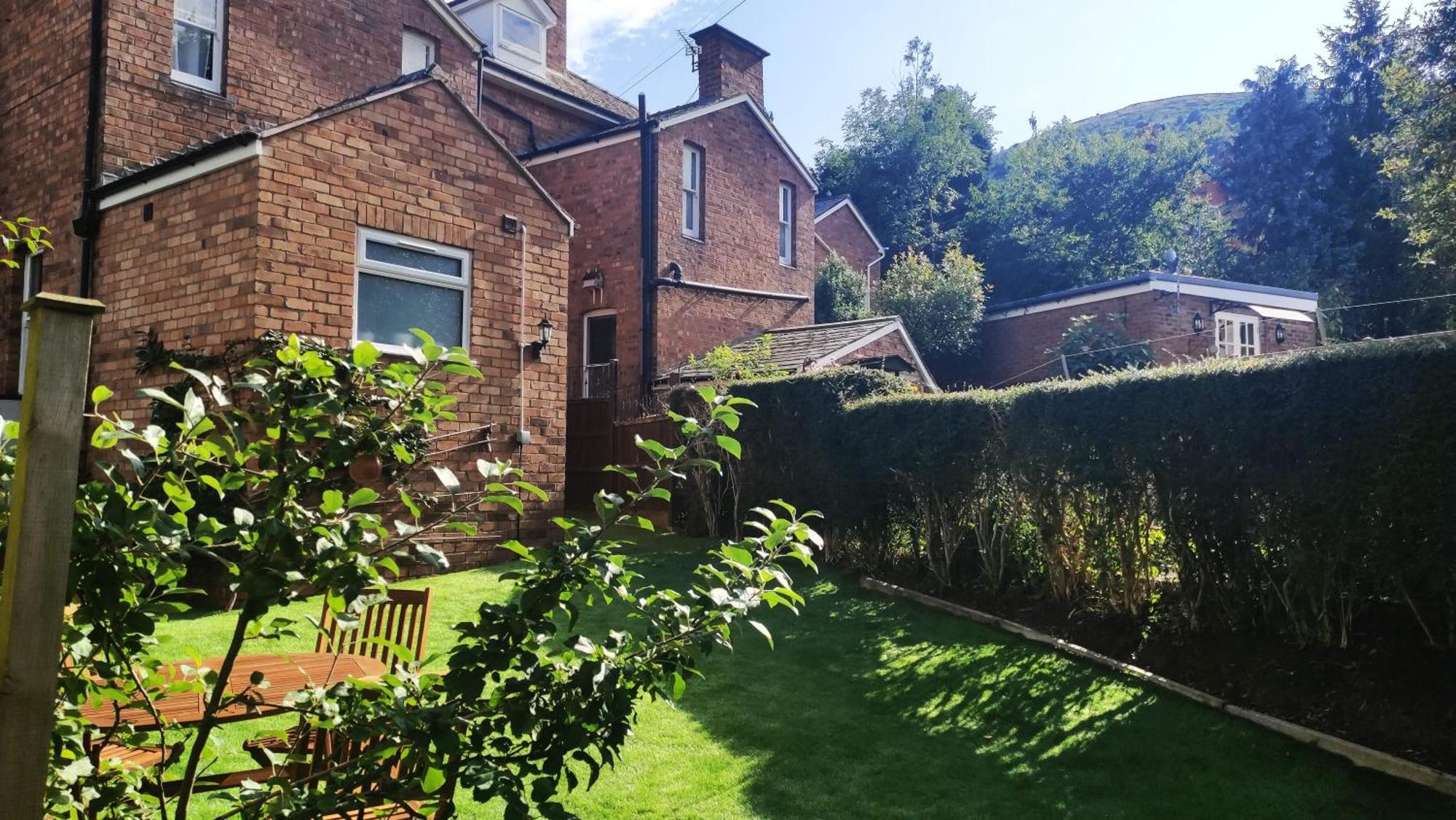 Elegant Malvhina Retreat On The Malvern Hills เกรทมัลเวิร์น ภายนอก รูปภาพ