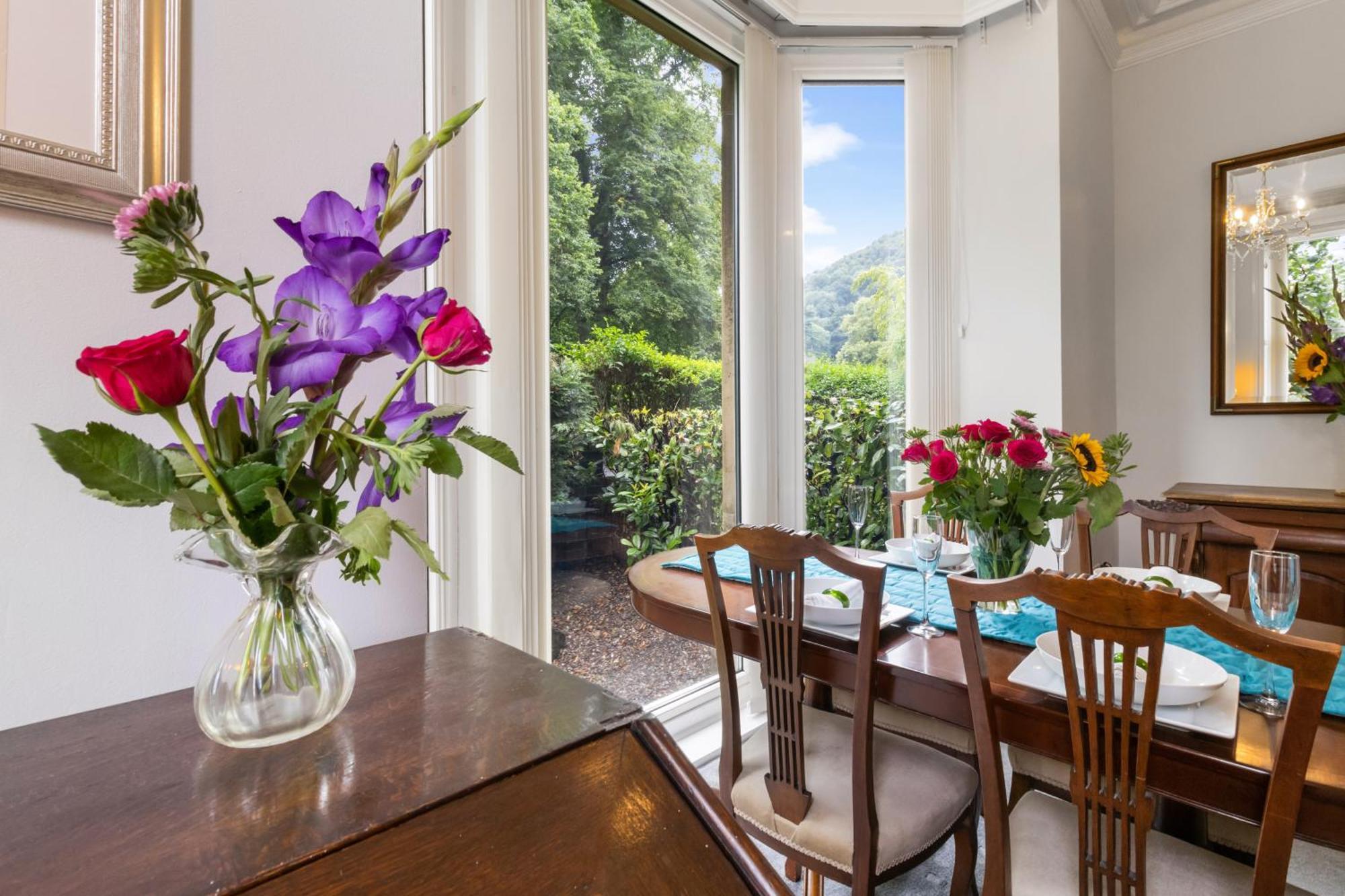 Elegant Malvhina Retreat On The Malvern Hills เกรทมัลเวิร์น ภายนอก รูปภาพ